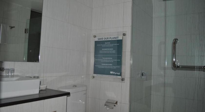 Win Grand Hotel Bekasi Exteriér fotografie